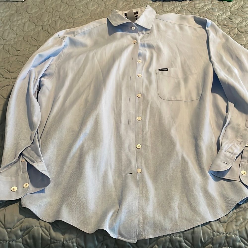 Nwot faconnable blue button down shirt, size large
